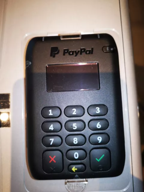 PayPal Contactless Chip And Pin Card Reader (Brand New) Model No. M010UKDCRT