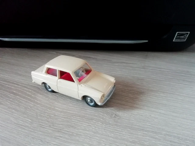 ANCIEN DINKY TOYS FRANCE 60's ref 507 Simca 1500 break pr.NEUF Table camping ok EUR 17,50 - FR