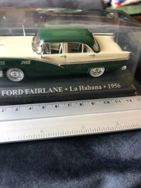 Ford fairlane la Habana 1956 taxi du monde 1/43 Altaya neuve boite socle