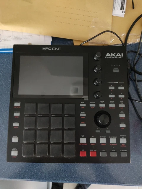 Akai - Mpc One
