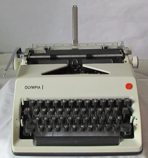 Mechanische Schreibmaschine Olympia SM 9 - mit Anleitung + Ersatzfarbband