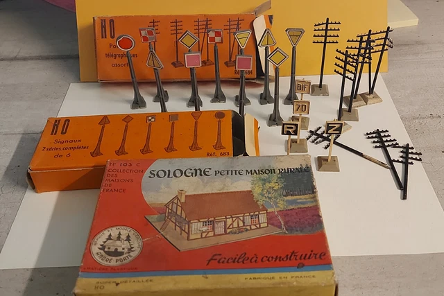 BUSCH 1499 - Poteaux télégraphiques HO 1/87