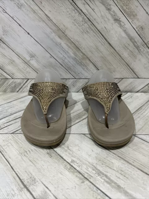 FitFlop Flare Women Pebble Tan Rhinestone Thong Wedge Sandals 302-094 Sz 8