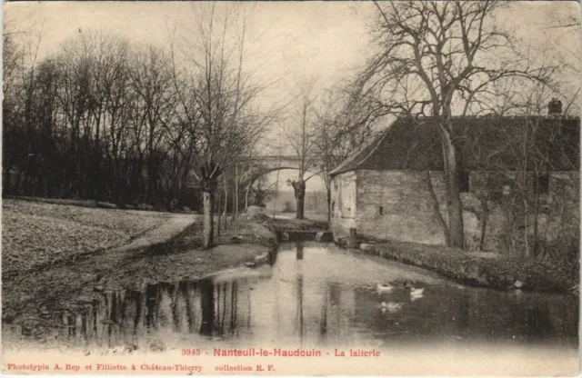 CPA NANTEUIL-le-HAUDOUIN - La laiterie (130772)