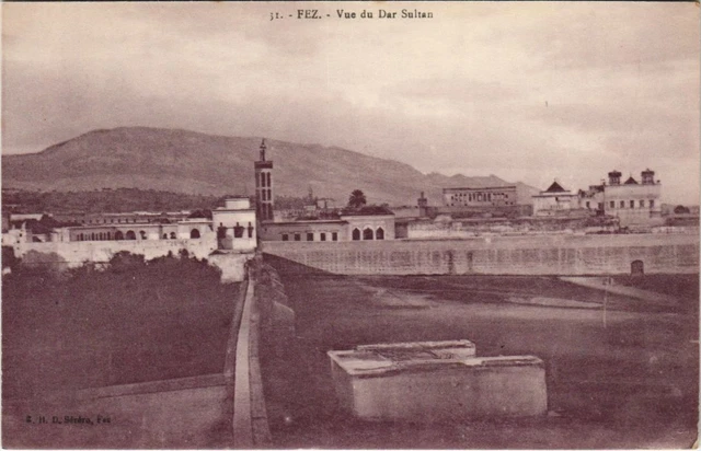 CPA AK Fez - Vue du Dar Sultan MAROC (1082743)