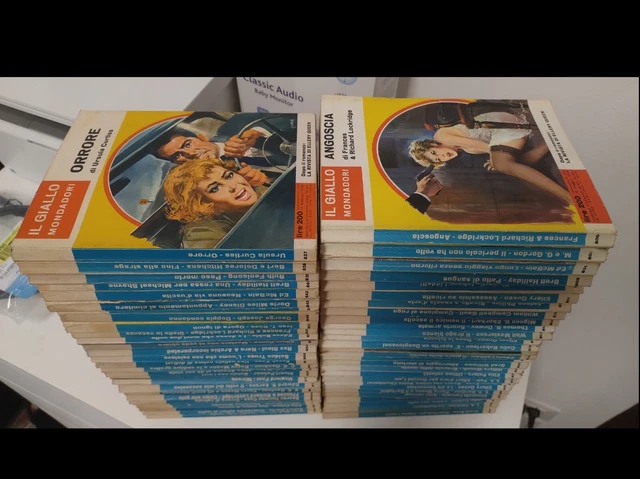 IL GIALLO MONDADORI LOTTO DI 55 NUMERI (dal 800 al 898 numeri nella