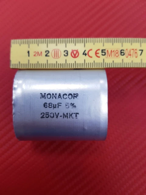 Monacor MKTA-82 Folienkondensator 250 Volt 8,2 µF 17,5 Mm X 46 Mm