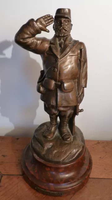 Soldat GARDE-VOIES par ROUSSEAU sculpteur, en Régule et d'époque WW1.