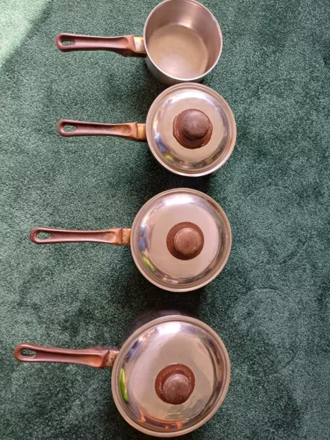 saucepan set with lids