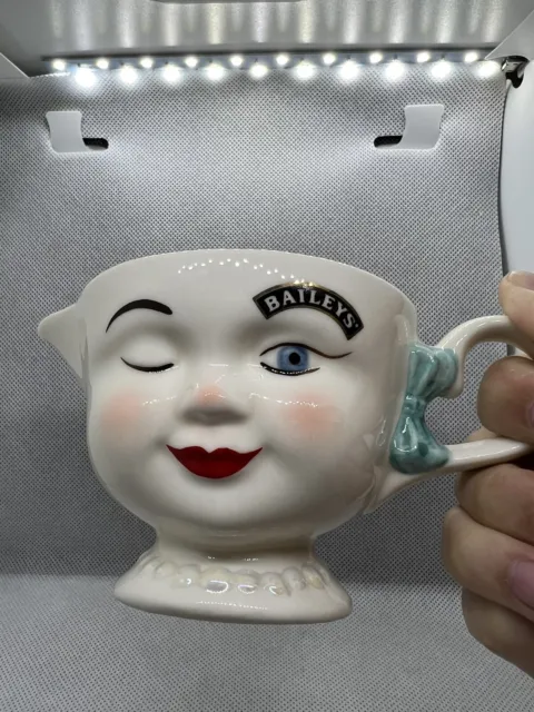 Baileys Irish Cream Yum Face Winking Eye Creamer Cup vintage 1996 Limited MINT