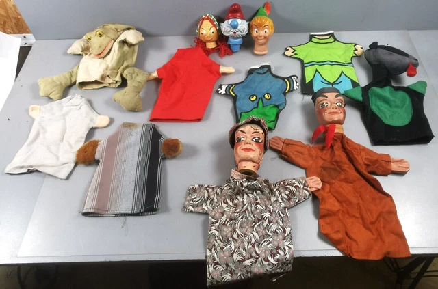 LOT ANCIENNES MARIONNETTES théâtre Guignol ou autres,platre ? EUR 90,00 - FR