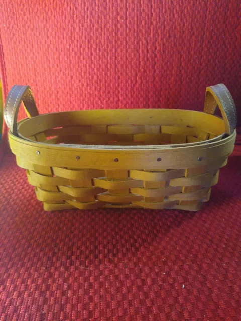 Longaberger Basket 8 In X 5 In Handmade Made In 2001 leather handles