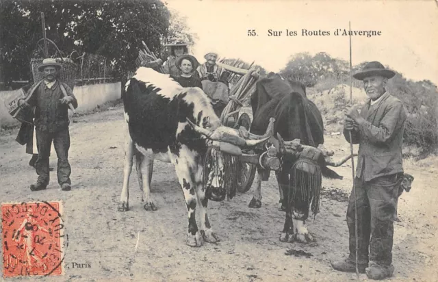 Cpa 63 Auvergne Sur Les Routes D'auvergne / Agriculture