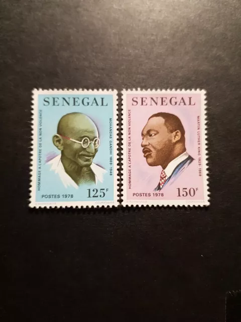 Briefmarke Senegal Apostel De La Nicht Violence N° 493/494 Neu MNH 1978
