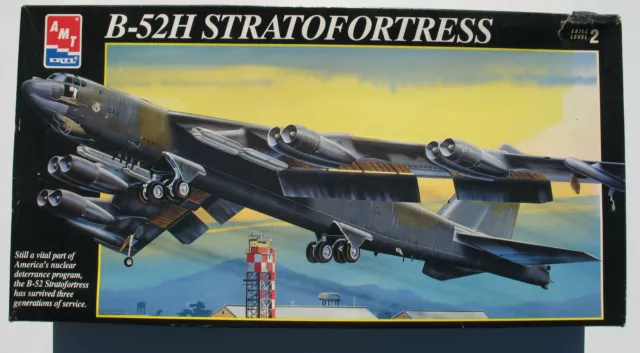 AMT 8623 Boeing B-52H STRATOFORTRESS 1:72 Flugzeug Modellbausatz Model Kit ERTL