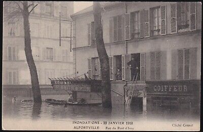 ALFORVILLE 94 Inondations 29 Janvier 1910 Coiffeur Rue du Pont d'Ivry CPA animée