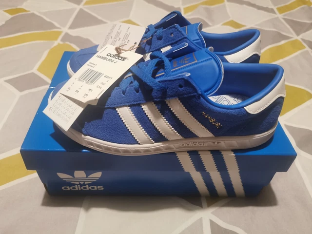Youths New  Adidas Trainers Size 3