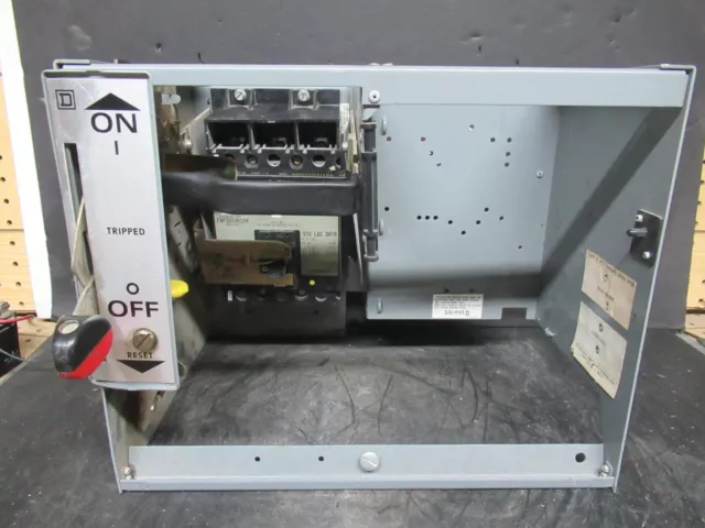 Square D Mcc Motor Control Feeder 12" W/ Fhp3603015M Breaker 30 Amp 600 Vac