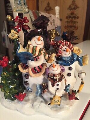 caroling snowman family