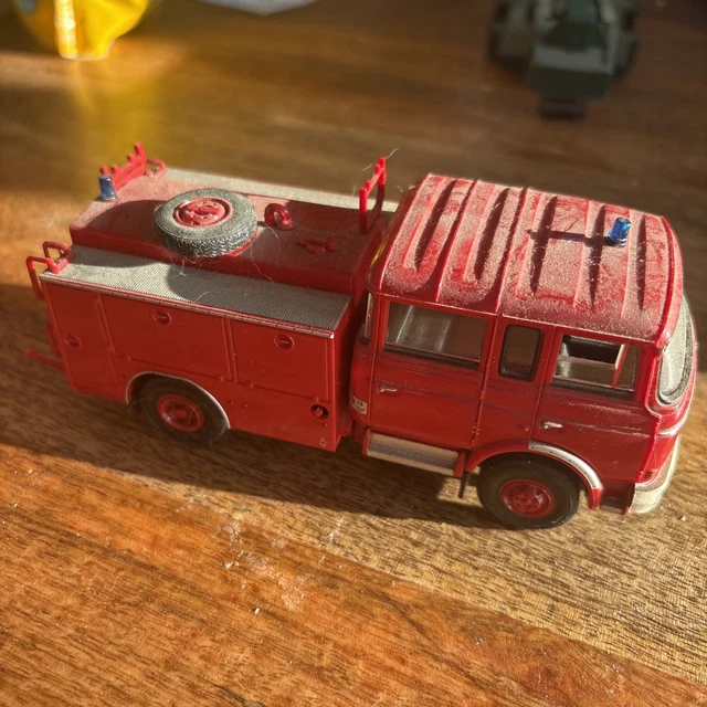 NOREV SB 1/43 - Berliet GBK 18 SDIS Echelle Magirus DL30H Pompiers de