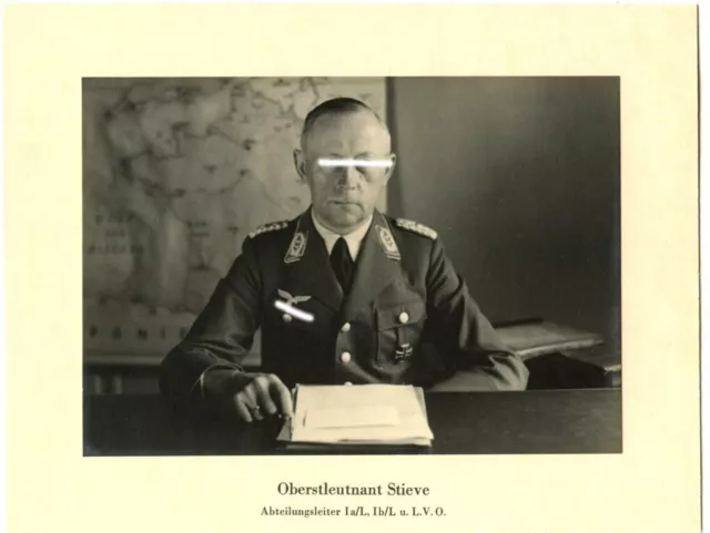 Orig. Foto-Portrait, Offizier Wehrkreis-Kommando Stuttgart : Uniform-Effekten 13