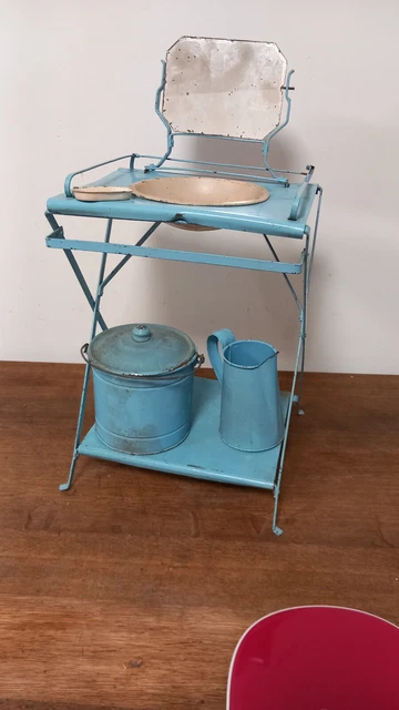 GRANDE CUISINIÈRE ANCIENNE . Jouet ancien en Tôle VINTAGE $46.54