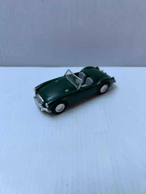 CORGI MGA 1600 MK1 Vert sans boite 1/43 Voiture Miniature Collection