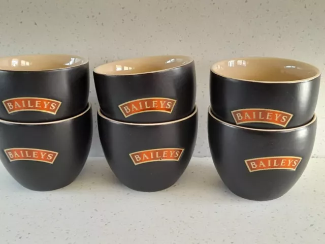 https://www.picclickimg.com/8HgAAOSw4i1lHiWJ/Baileys-Irish-Cream-Liqueur-6-Ceramic-Cups-Cocktail.webp