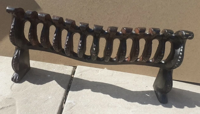 Bistecca Di Loin Grigliata Con Verdure Su Piastra Di Ghisa Rustica Generata Dall Ai Da Intelligenza Artificiale Image282578763 - Foto 3