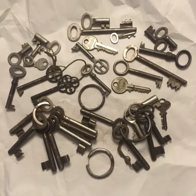Alte Schlüssel Konvolut Zimmer Möbel Fahrrad Vorhängeschloss