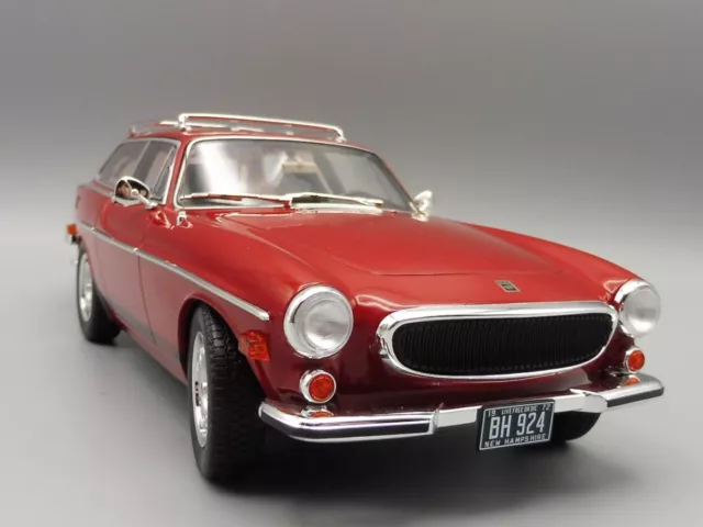 VOLVO P1800 ES 1972 RED 1/18 Norev 188723 P 1800 Schneewittchensarg US-VERSION