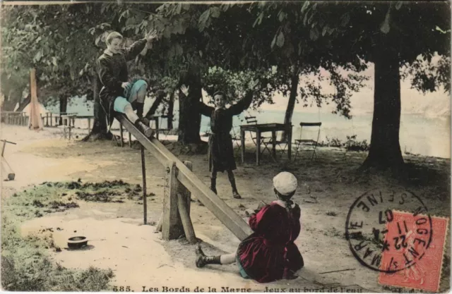 CPA Les Bords de la Marne - jeux au bord de l'eau (145685)
