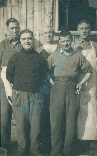 WW2 BRITISH PRISONER'S Of War POW's men outside Camp hut Stalag XXI D ...