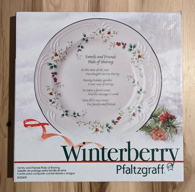 Pfaltzgraff Winterberry 12"  Family & Friends Plate of Sharing Cookie Plate