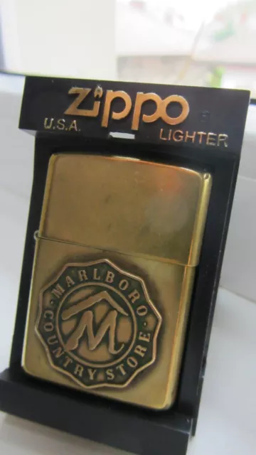 ZIPPO MARLBORO COUNTRY STORE Antique Brass - 1994 - EXTREMELY RARE !