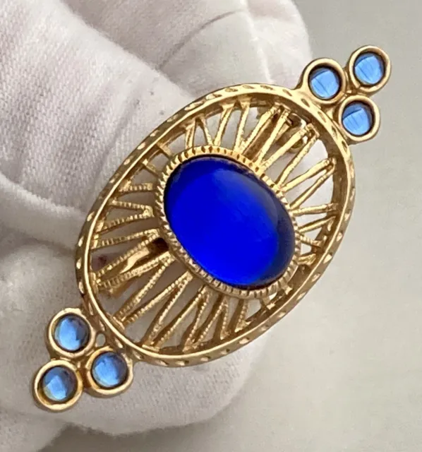Vintage CLASSY Royal Blue Cabochon Glass Rhinestone Oval Gold Tone Brooch Pin