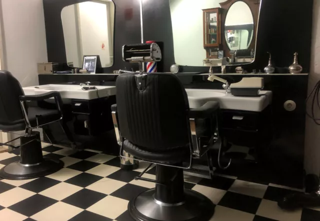 Friseureinrichtung Antik Barber Shop  Barber Rockabilly