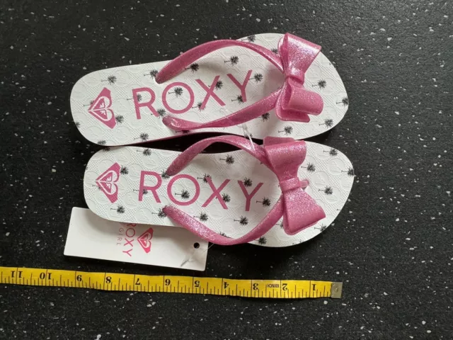 Girls Roxy Sandals Size 2