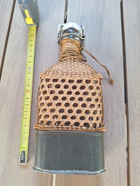 Gourde Ancienne En Verre Et Cuir - Vintage 1940-1960 - Fabrication Française