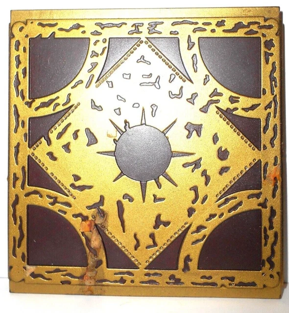 HELLRAISER Neca Reel Toys 2003 PUZZLE BOX cube Build a figure part baf peice