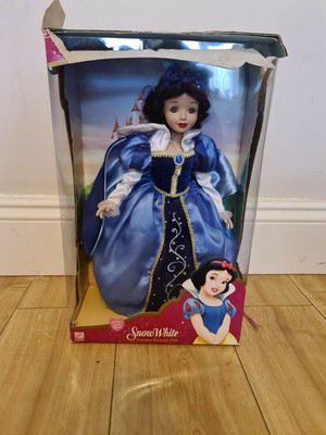 Disney Brass Key Snow White Porcelain Princess Keepsake Doll Holiday Jewels Ed