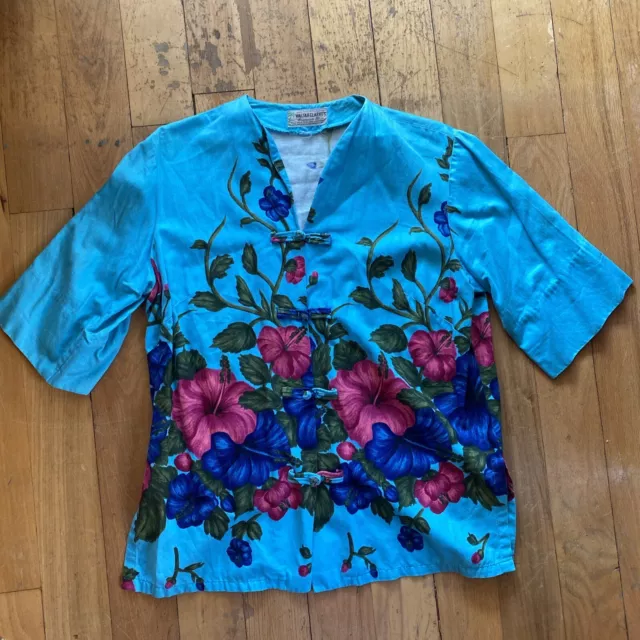 Vintage Womens 50s/60s WALTAH CLARKE'S Hawaiian Floral Shirt Vivid Flowers Retro