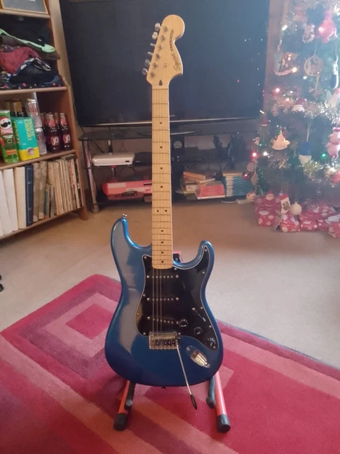 Squier Affinity Stratocaster - Lake Placid Blue MN