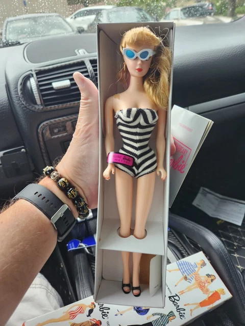 Mattel 35th Anniversary Barbie Doll - # 850 blonde