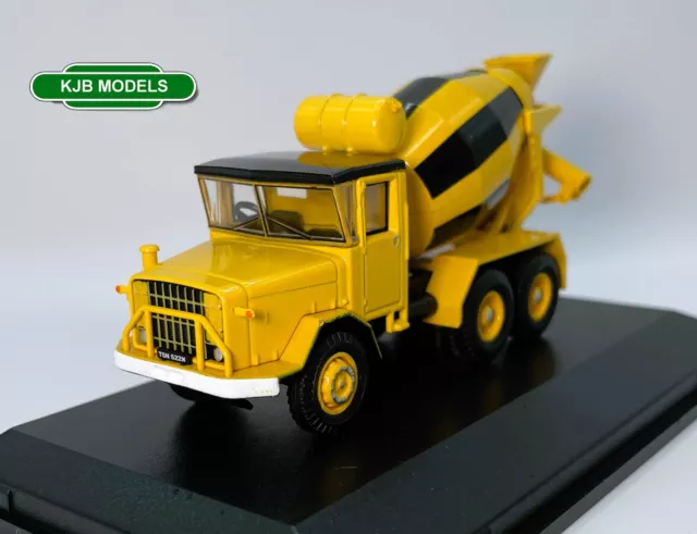 BNIB OO GAUGE OXFORD 1:76 76ACM002 Yellow and Black AEC 690 Cement Mixer Lorry