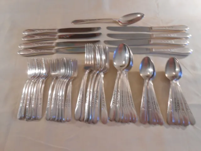 Wm Rogers "Priscilla" "Lady Ann" Silverplated Dinner Set - Service For 8