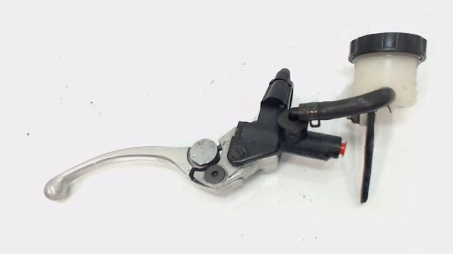 Maître-cylindre De Frein Avant Pour Triumph Daytona 675 (2006-2008) - Occasion, Bon État