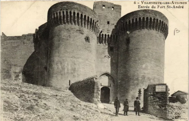 CPA VILLENEUVE-les-AVIGNON - Entrée du Fort St-ANDRÉ (459326)