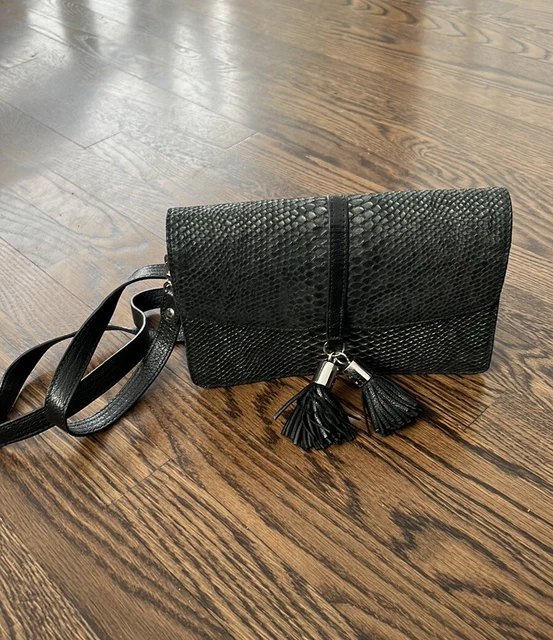 Treesje Convertible Crossbody Clutch Purse. Leather Snake Print. Black Green.