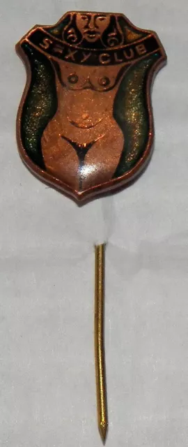 épingle cravate érotique SEXY CLUB Pin's maison close femme nue seins sexe rare